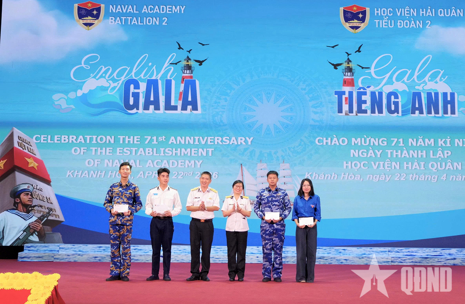 Học viện Hải quân: Gala tiếng Anh chào mừng 71 năm Ngày truyền thống
